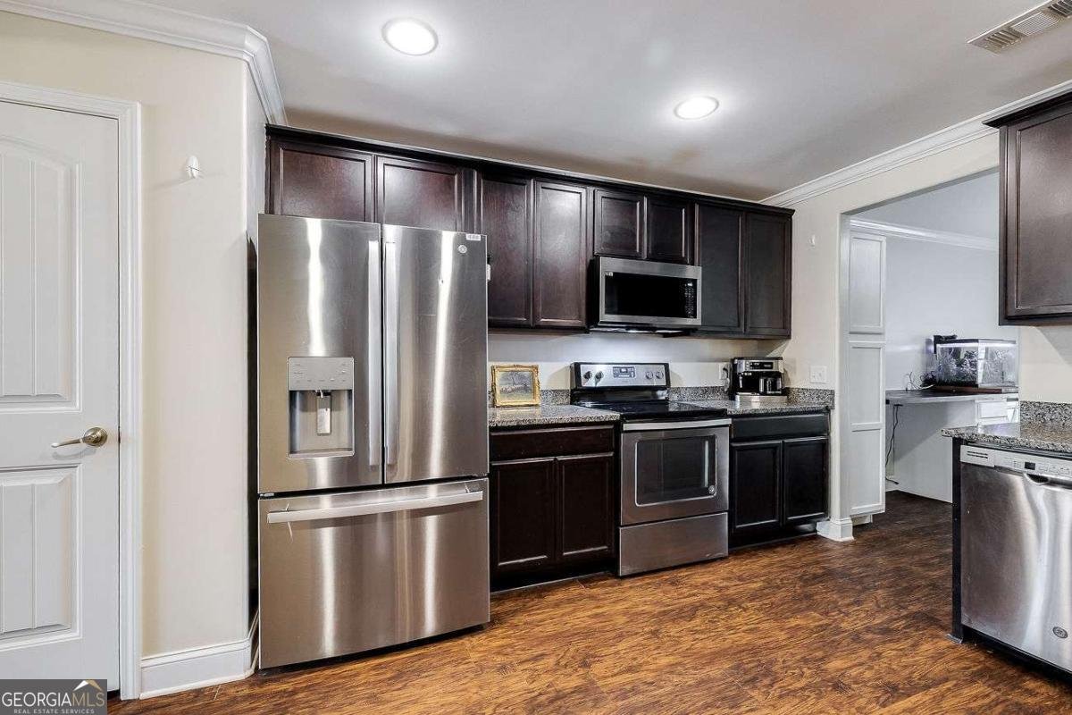 201 Caroline Way Guyton - Photo 10