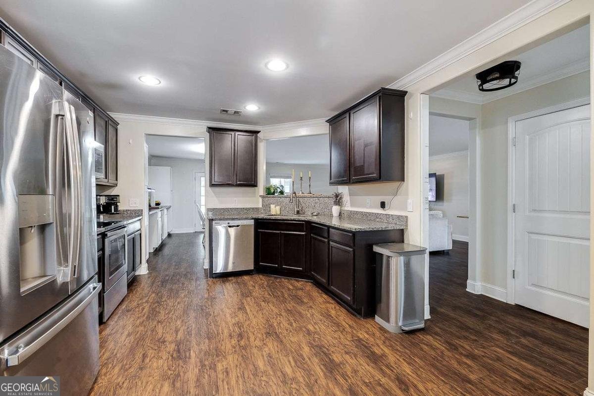 201 Caroline Way Guyton - Photo 11