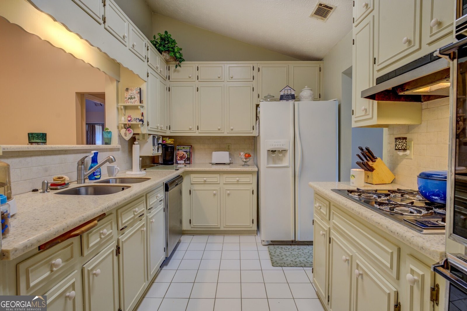 4938 Lake Forest Drive Conyers - Photo 9