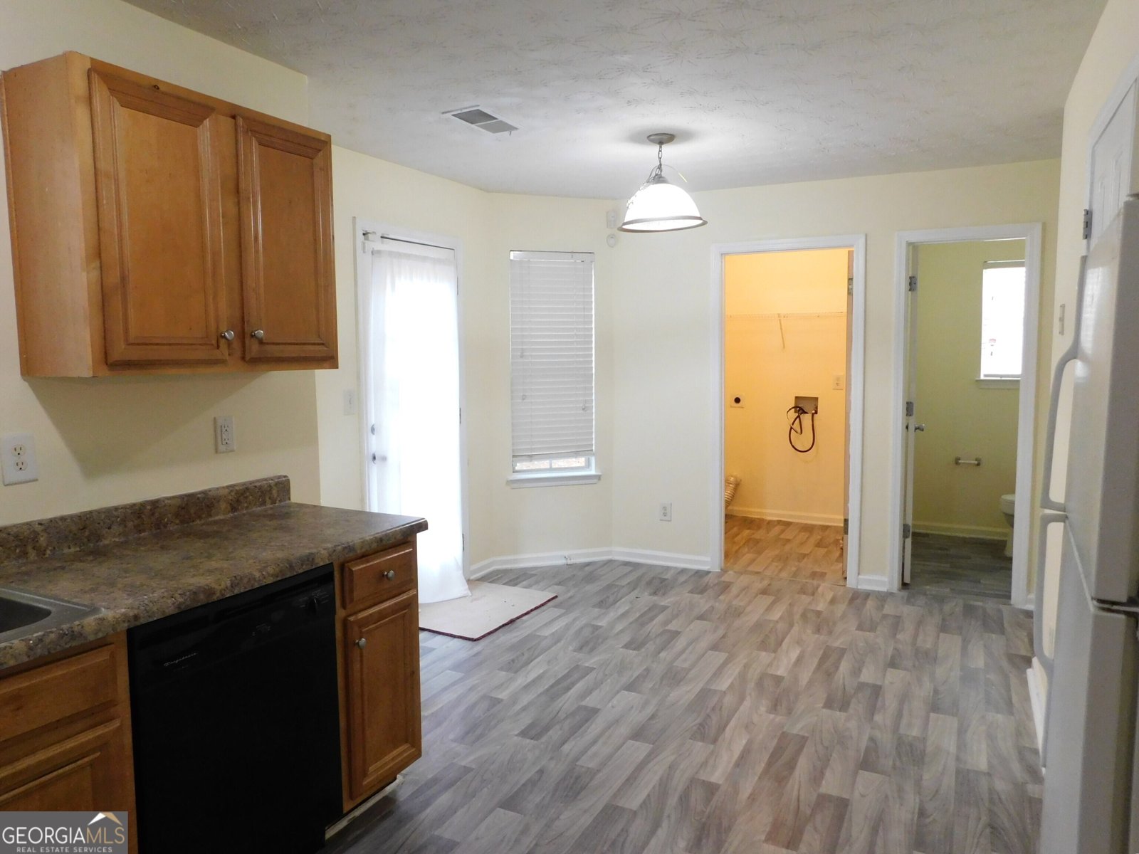 225 Laura Circle College Park - Photo 21