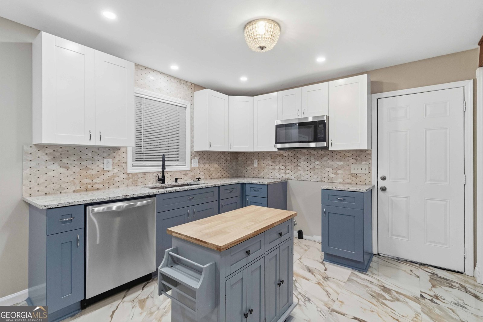 2953 MEADOWVIEW Drive Atlanta - Photo 14