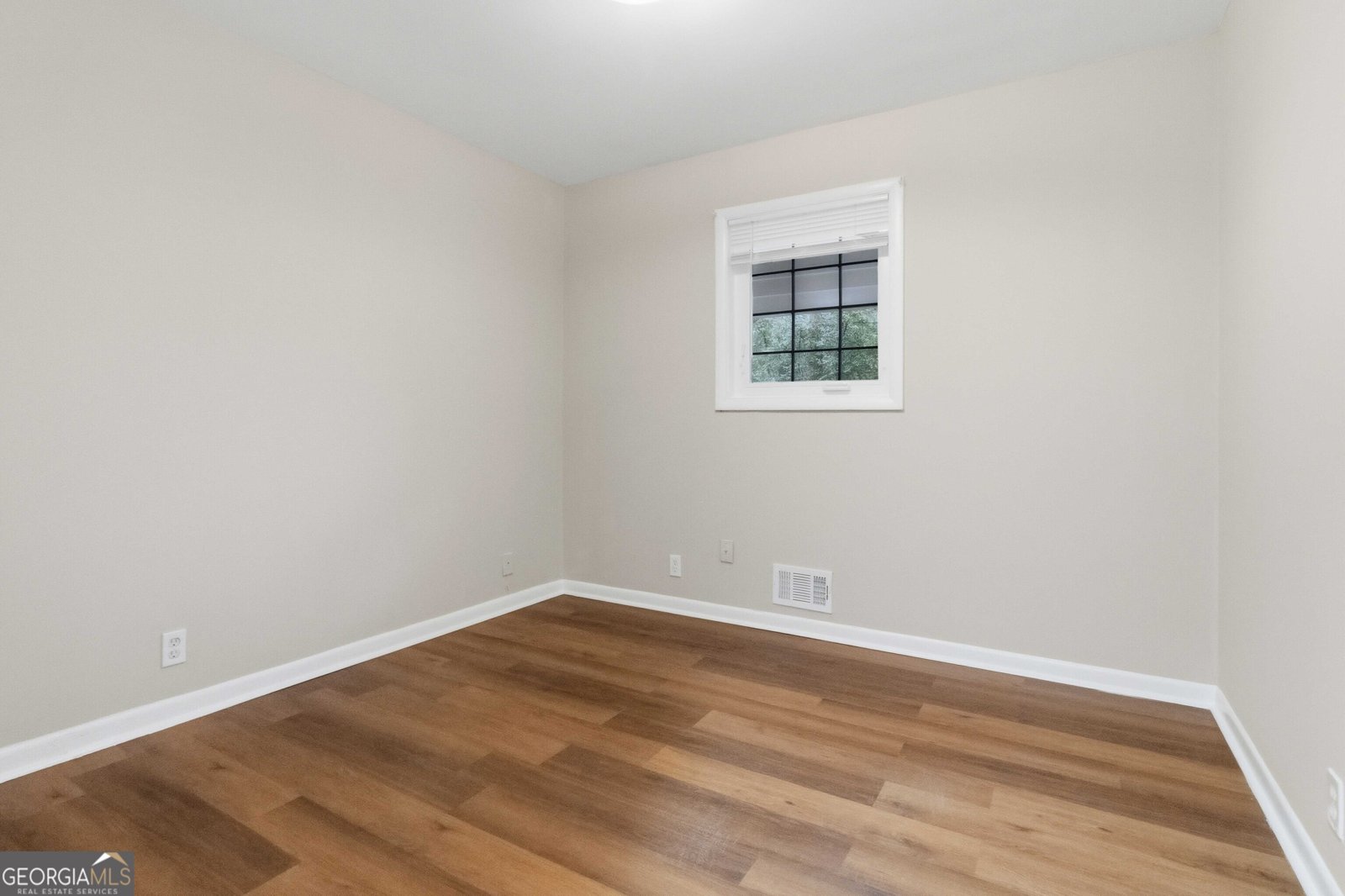 2953 MEADOWVIEW Drive Atlanta - Photo 19