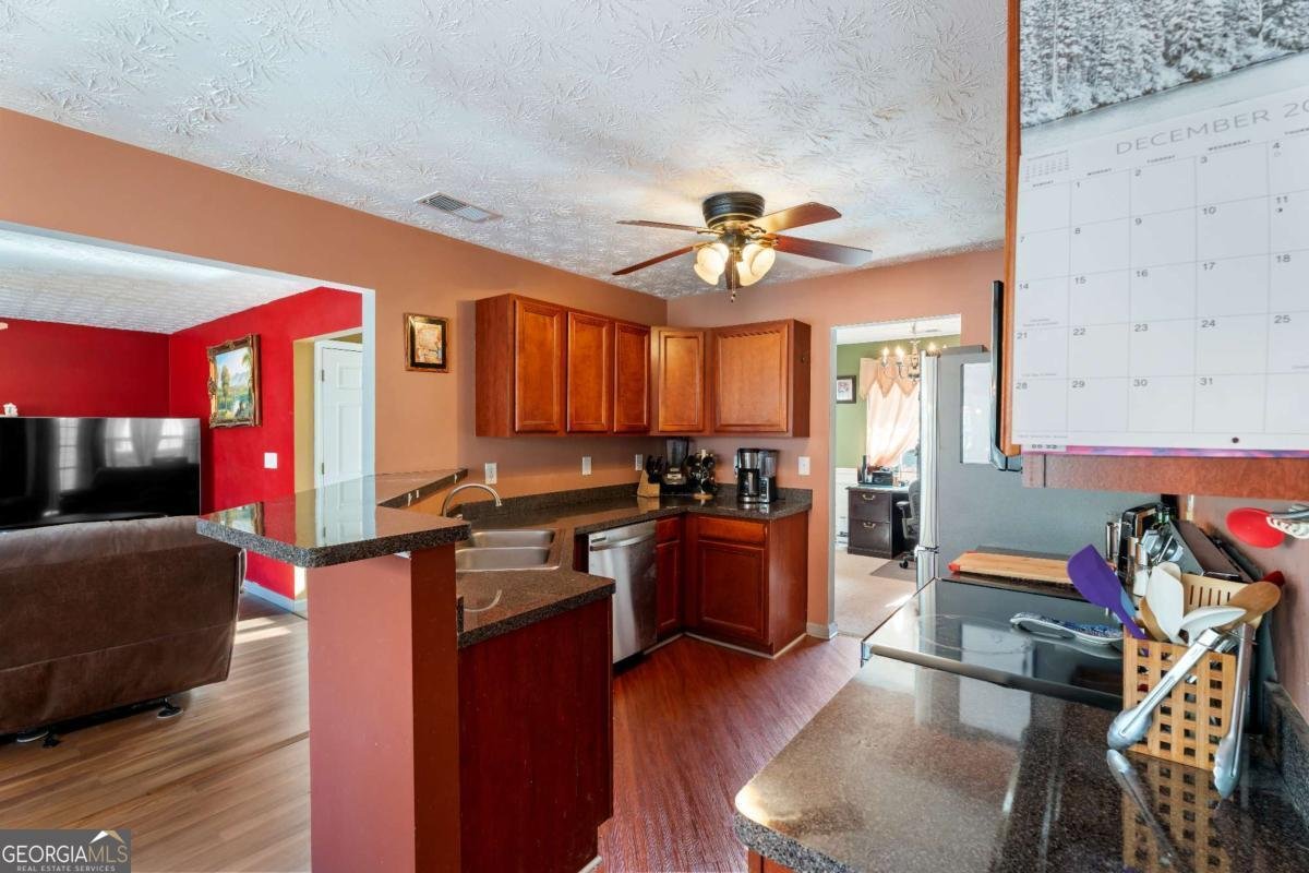 7270 Litany Court Flowery Branch - Photo 13