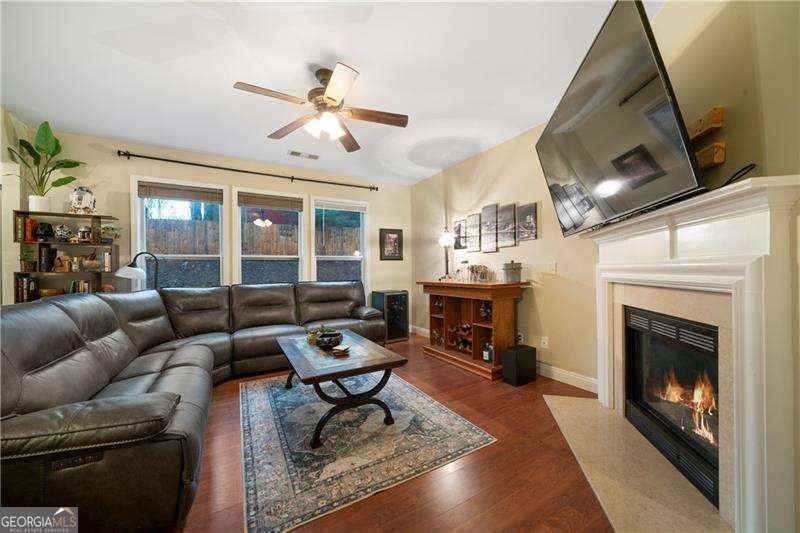 1915 Lake Heights Circle Kennesaw - Photo 7