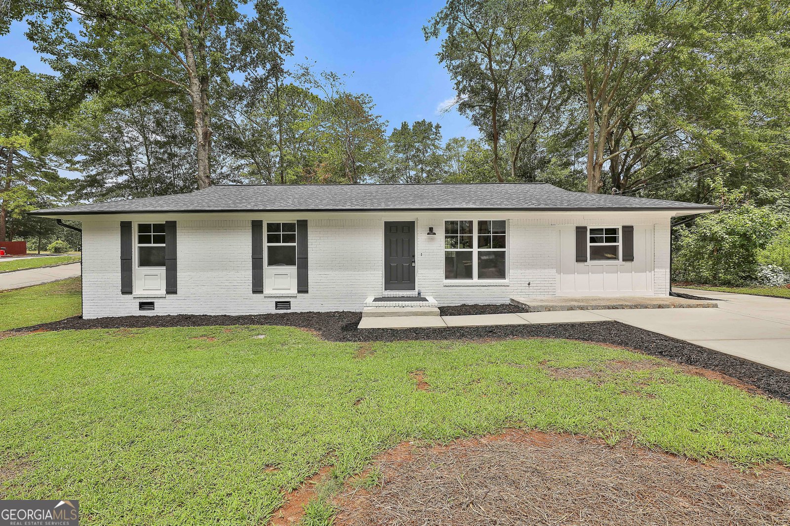 25 Westgate Park Drive Newnan - Photo 1