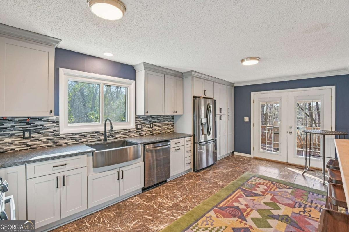 9485 Martin Road Roswell - Photo 7