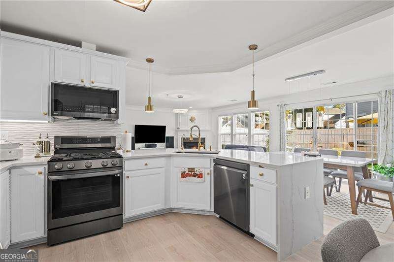 266 Balaban Circle Woodstock - Photo 13