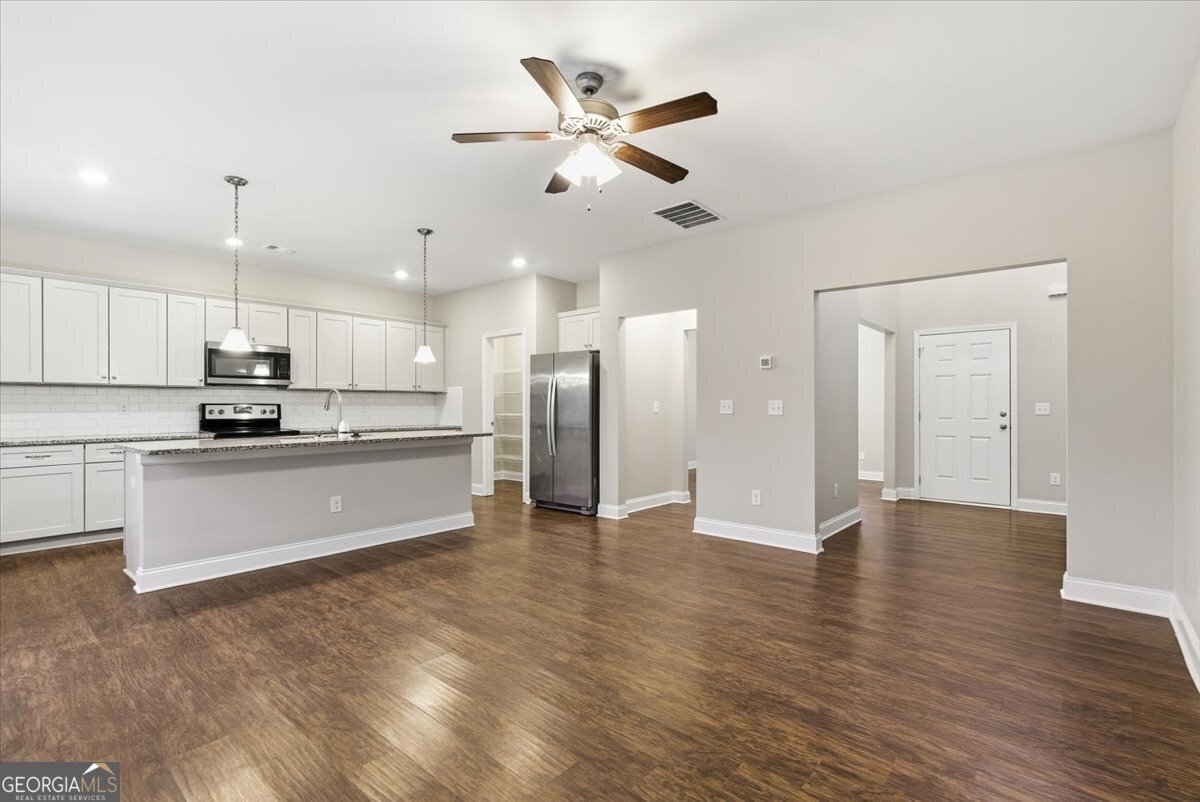 423 Pearson Circle Hampton - Photo 12