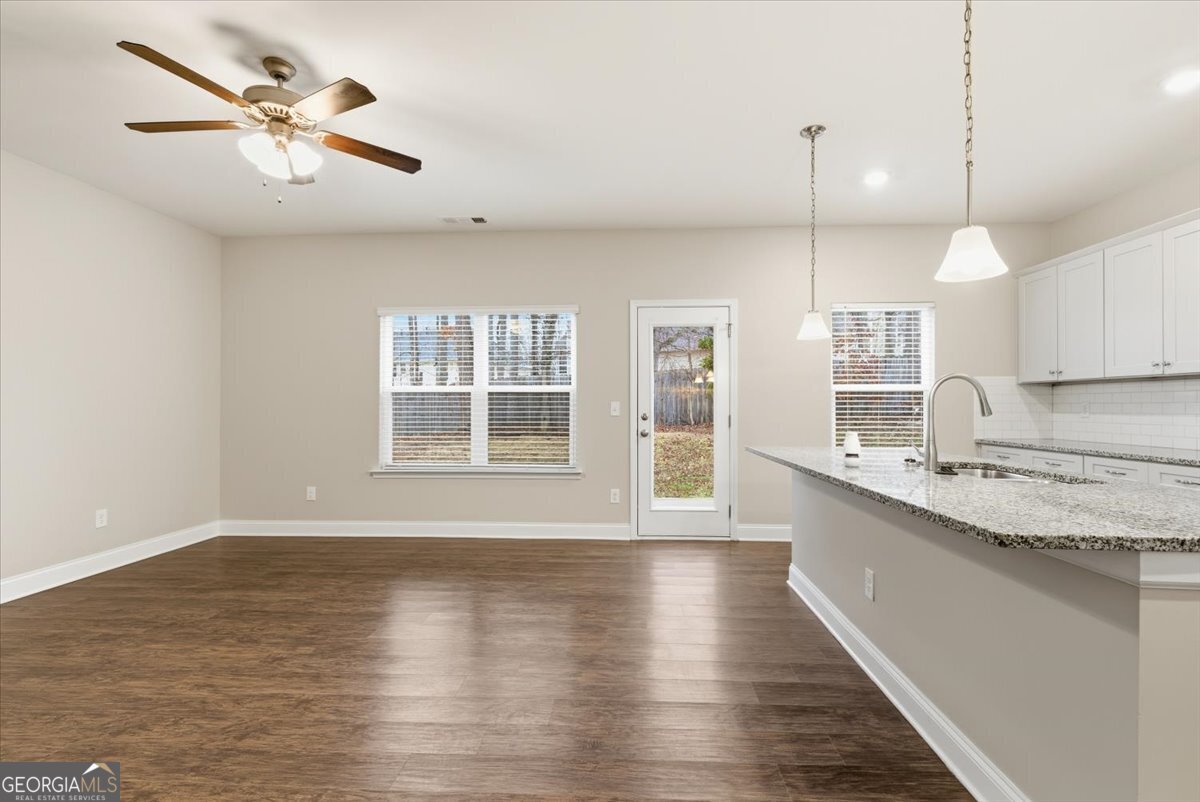 423 Pearson Circle Hampton - Photo 9