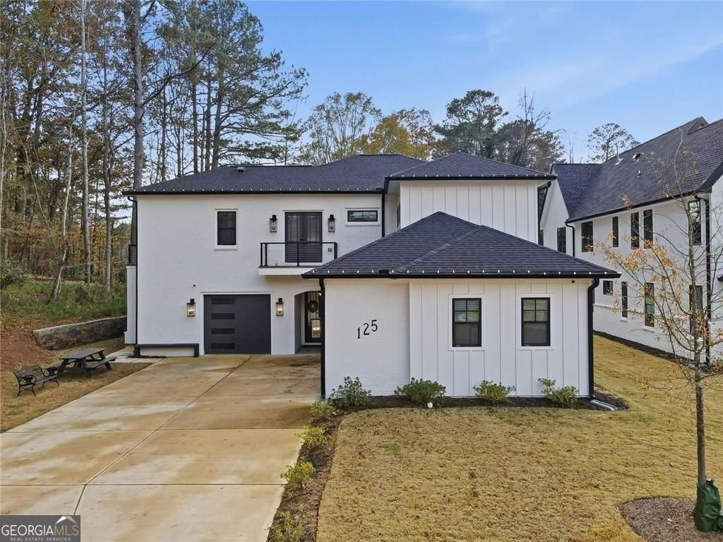 125 Thome Drive Alpharetta - Photo 1