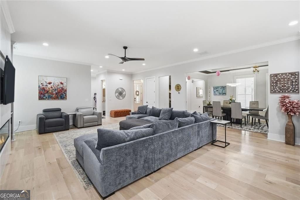 125 Thome Drive Alpharetta - Photo 9