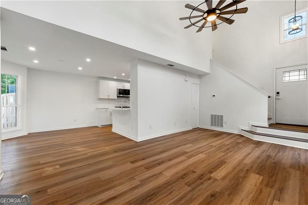 208 Chelsea Court Woodstock - Photo 9