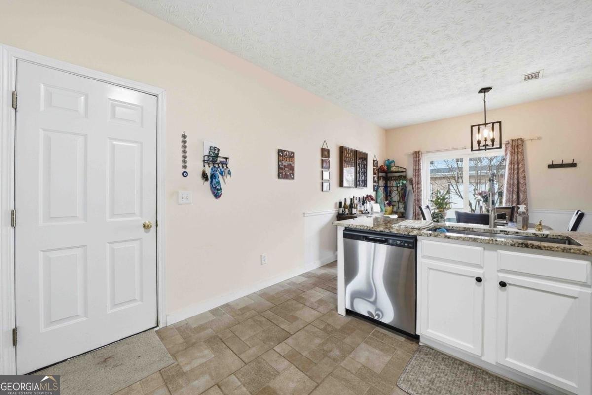 1463 Ashley Way Atlanta - Photo 16