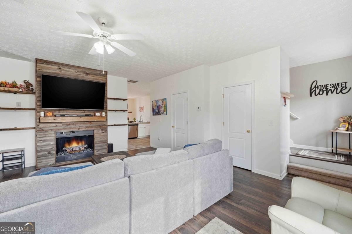 1463 Ashley Way Atlanta - Photo 7