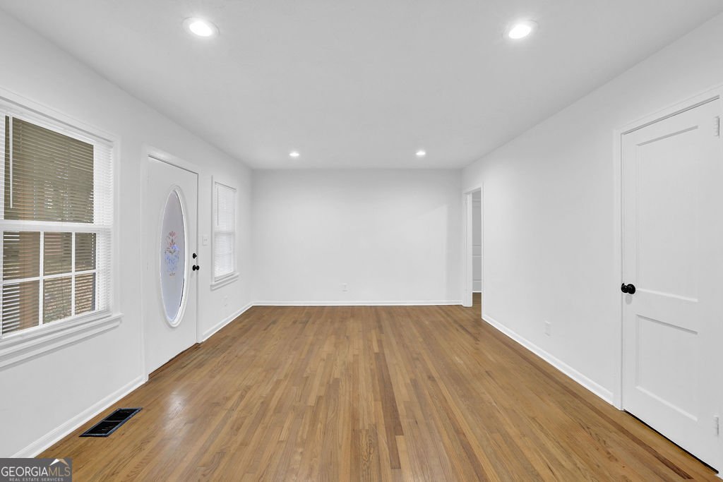 788 Richard Street Marietta - Photo 8