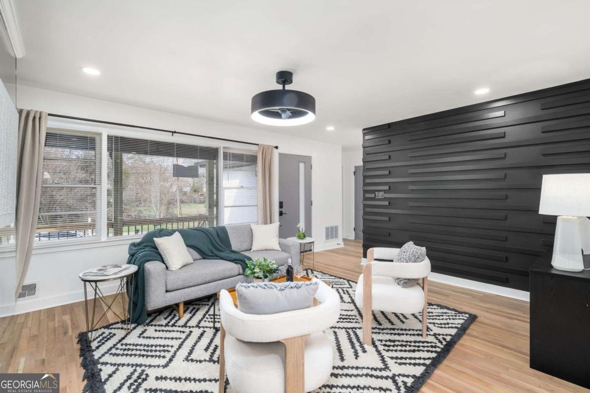 108 Burbank Drive Atlanta - Photo 14