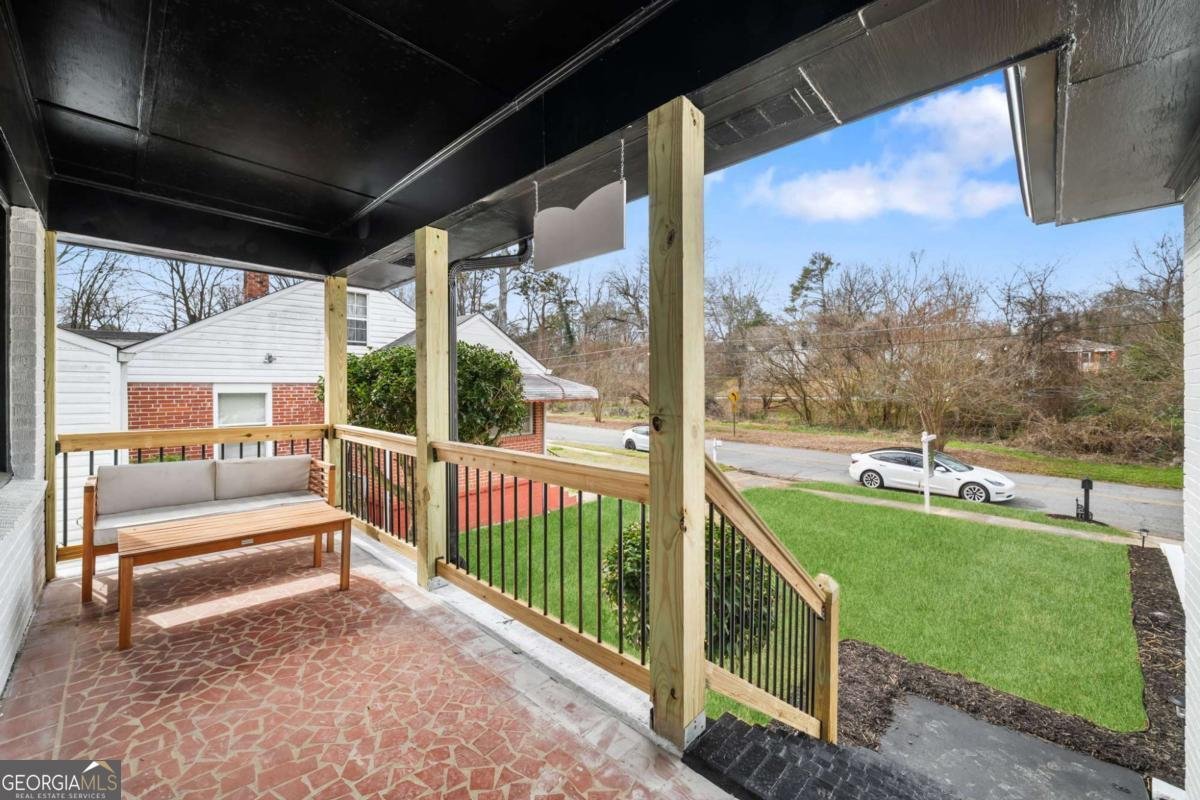 108 Burbank Drive Atlanta - Photo 7