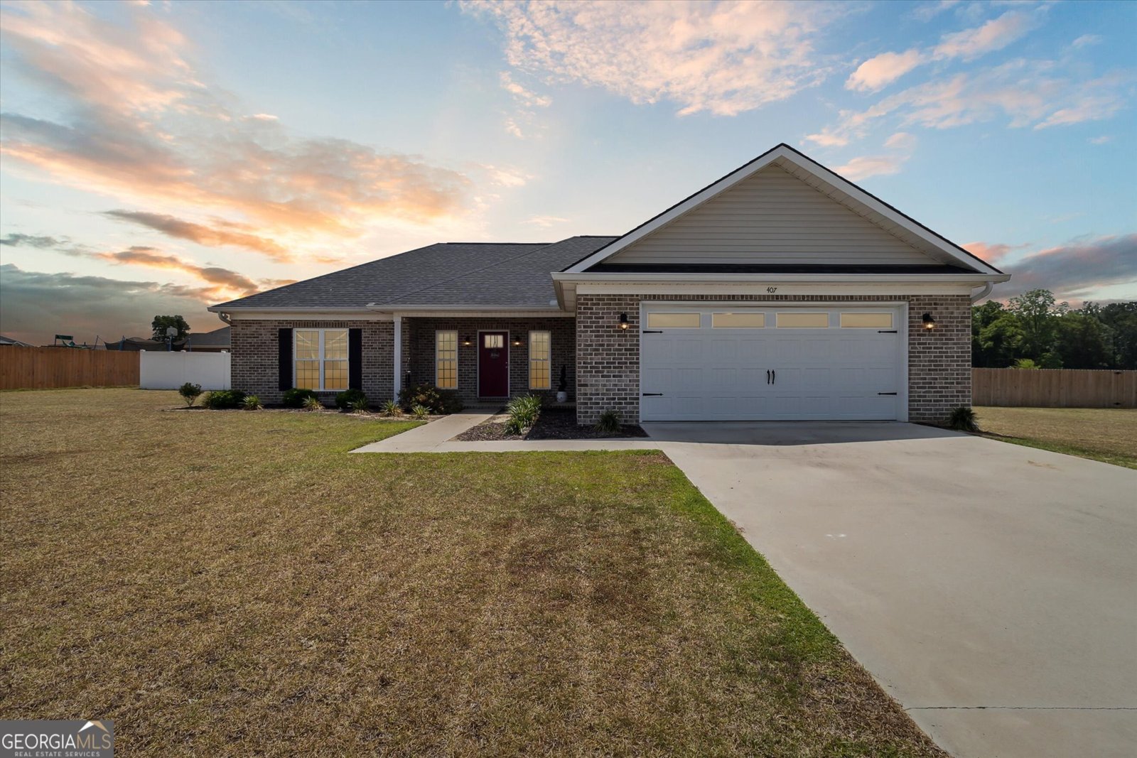 407 Autumn Avenue Statesboro - Photo 1