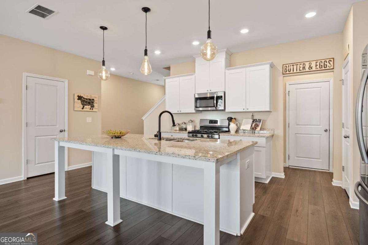 2210 Lanier Harbor Pointe Buford - Photo 8