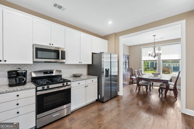 215 Silver Court Hoschton - Photo 12