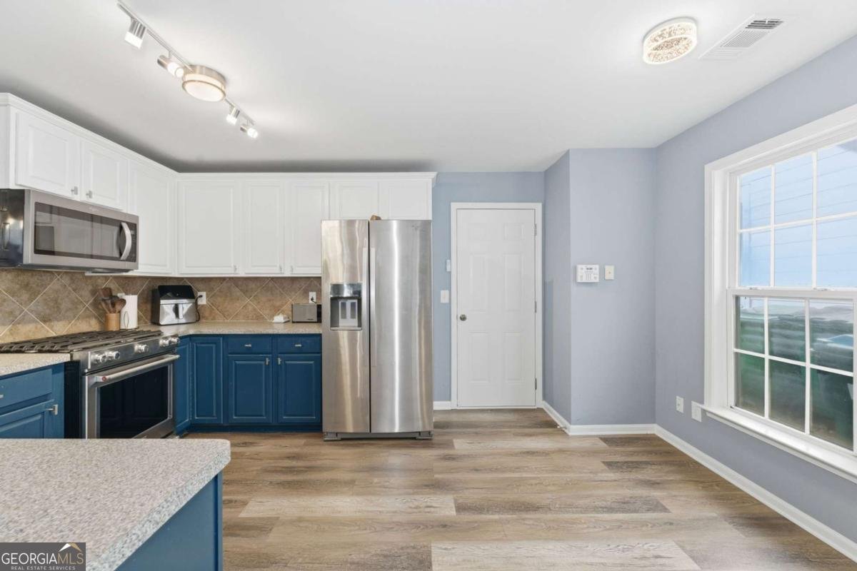 308 Balaban Circle Woodstock - Photo 7