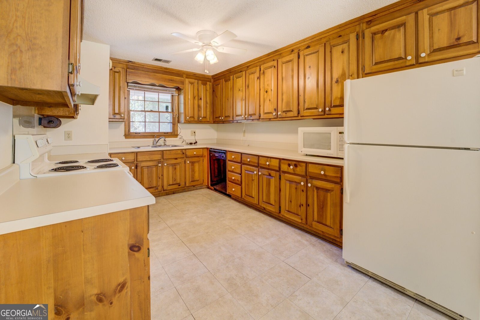 50 Freedom Court Covington - Photo 8