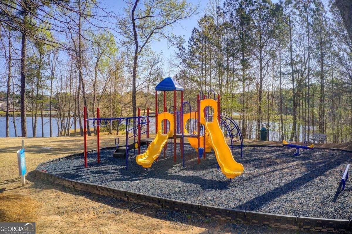 7933 Heathmore Drive Fairburn - Photo 19