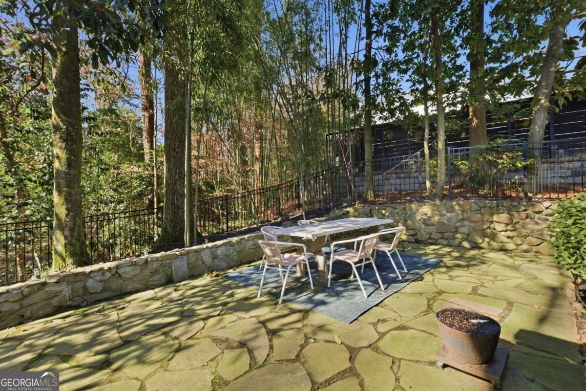 1860 Meredith Drive Atlanta - Photo 31