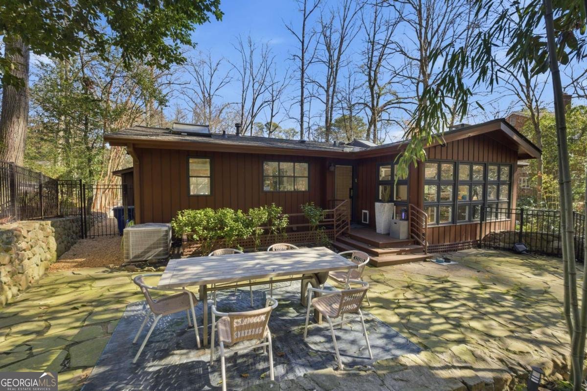 1860 Meredith Drive Atlanta - Photo 33