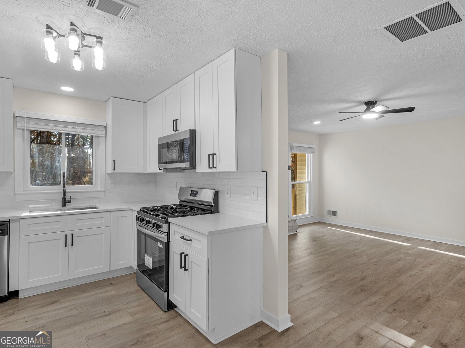 8228 Lullwater Court Jonesboro - Photo 13