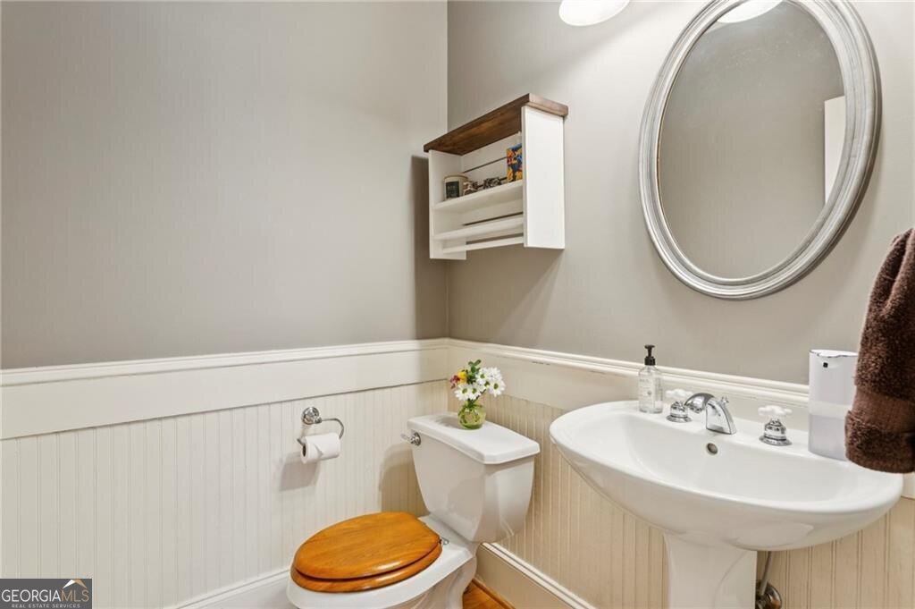 2556 Hazel Drive Atlanta - Photo 18