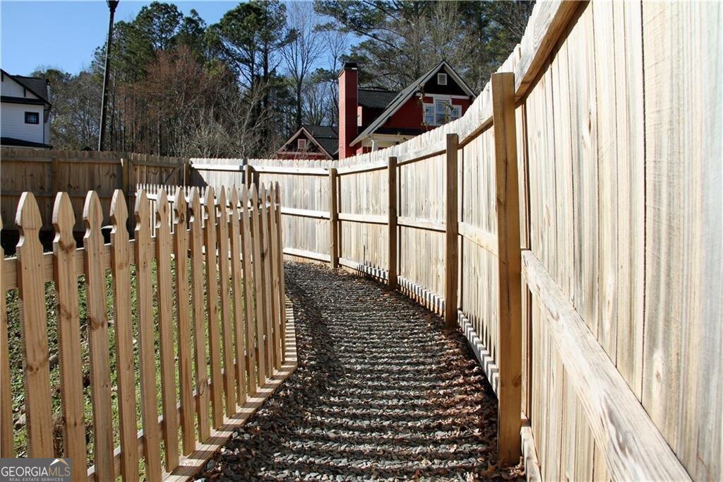 2556 Hazel Drive Atlanta - Photo 35