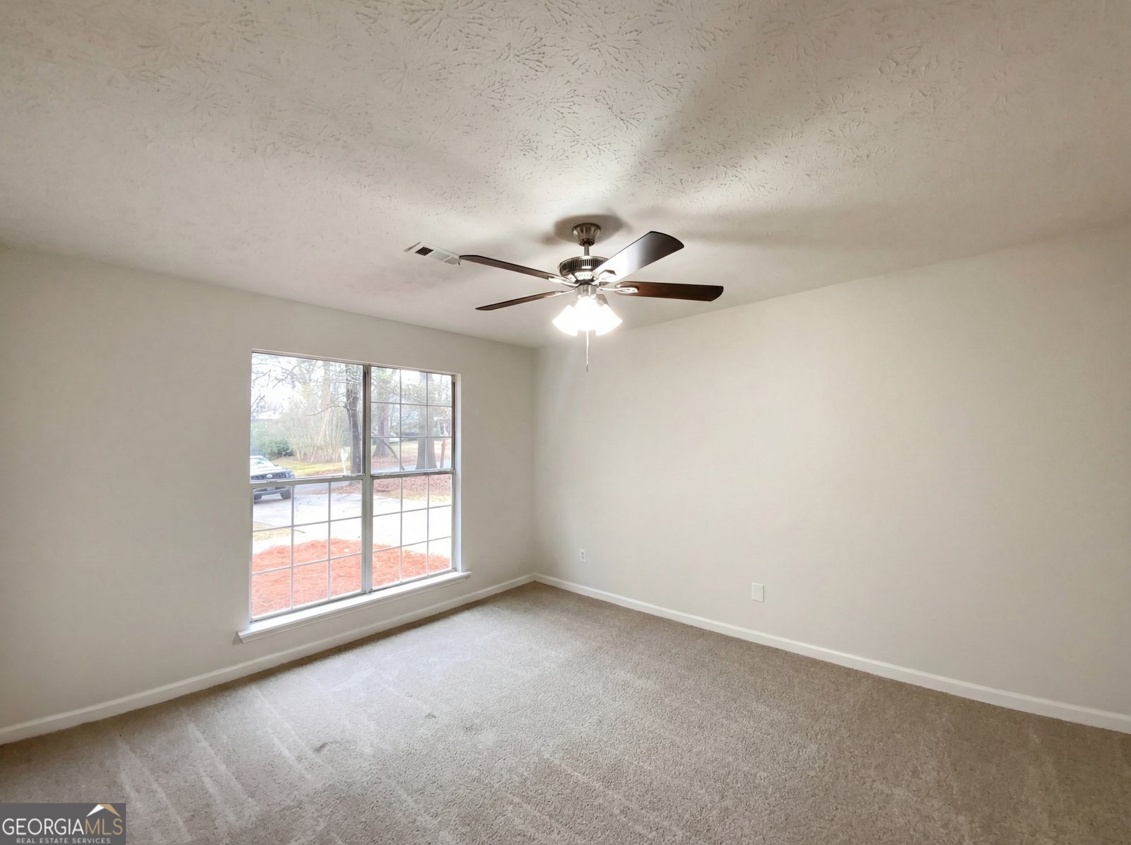 515 Oakview Drive Stockbridge - Photo 12