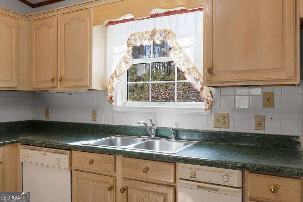 6449 Paradise Point Road Flowery Branch - Photo 12