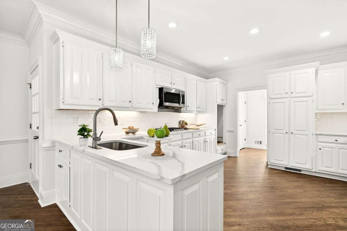 6100 Lackland Court Peachtree Corners - Photo 10