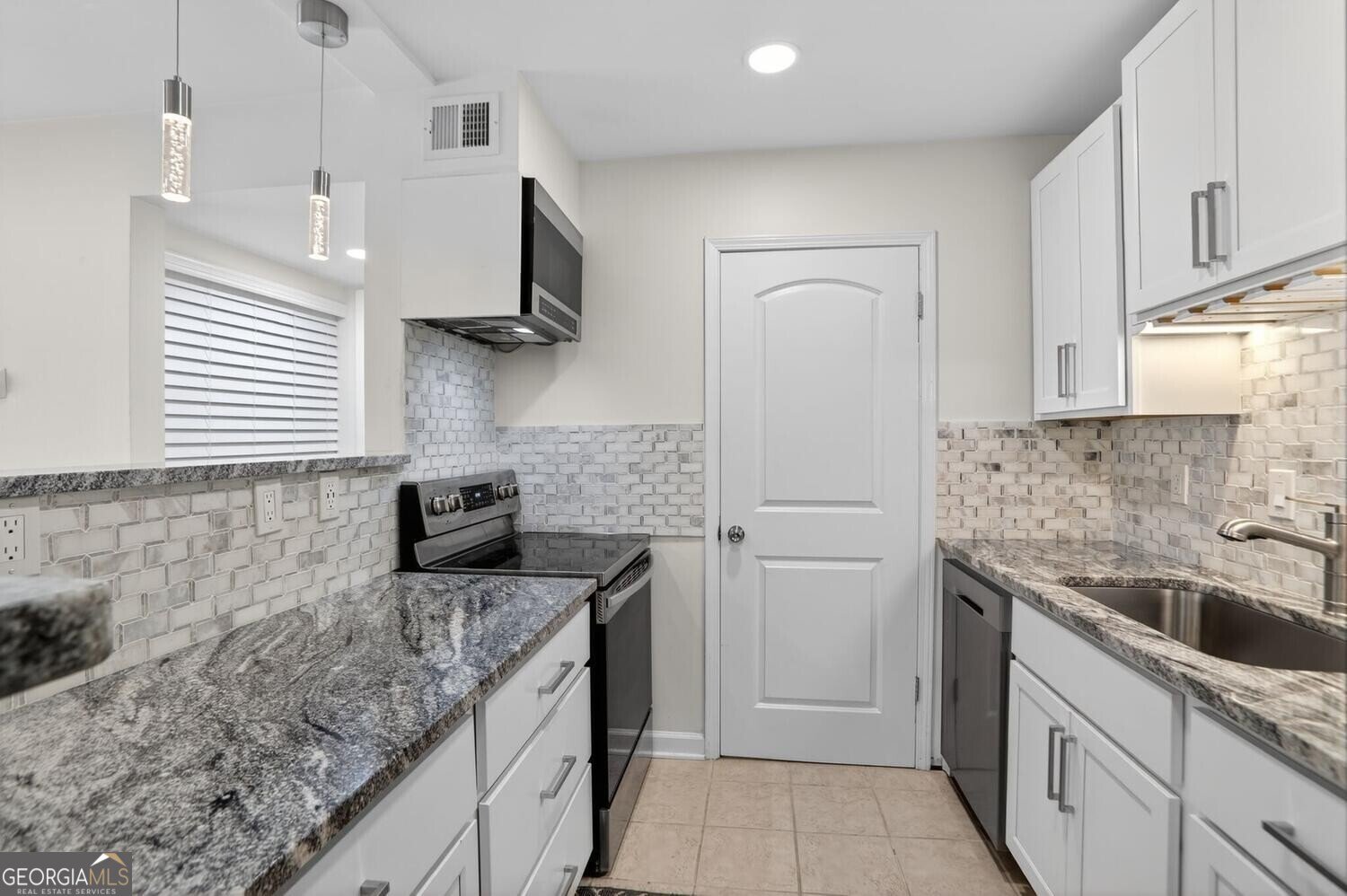 1510 Wingate Way Sandy Springs - Photo 7