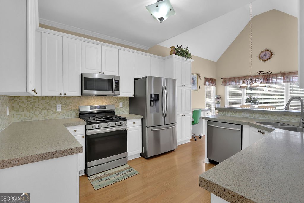 5252 Deep Springs Drive Stone Mountain - Photo 14