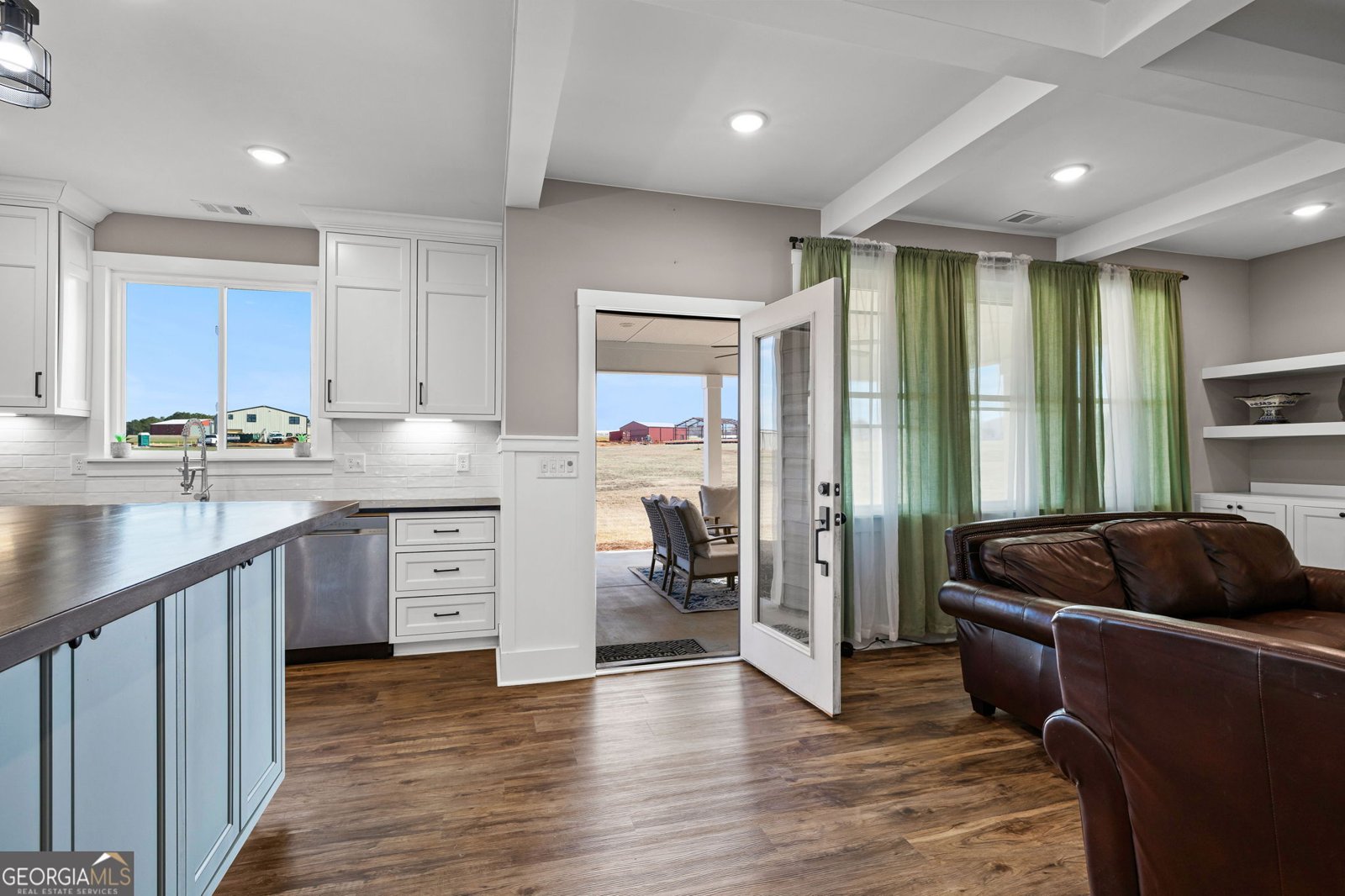 404 Whipple Avenue Williamson - Photo 14