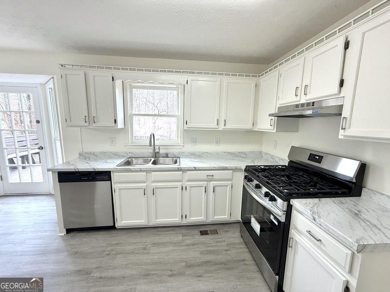 43 Oak Landing Circle Douglasville - Photo 10