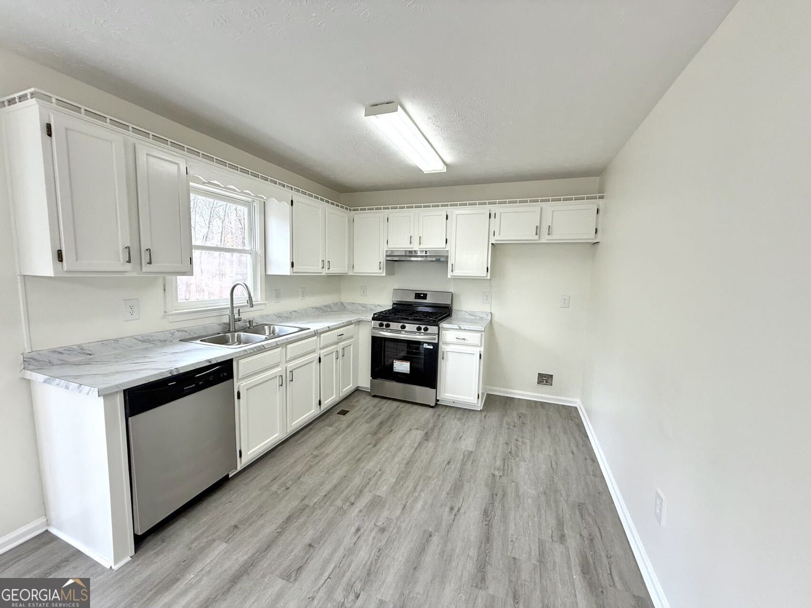 43 Oak Landing Circle Douglasville - Photo 9