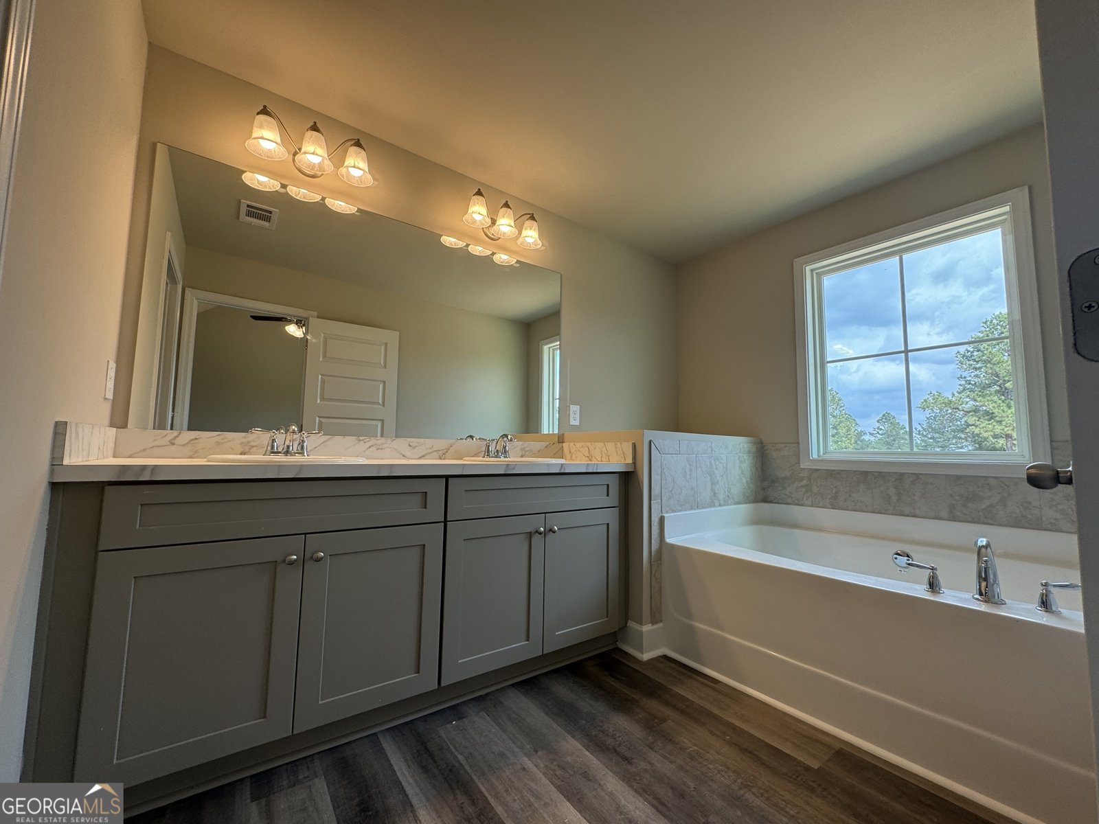 166 Country World Drive Macon - Photo 33