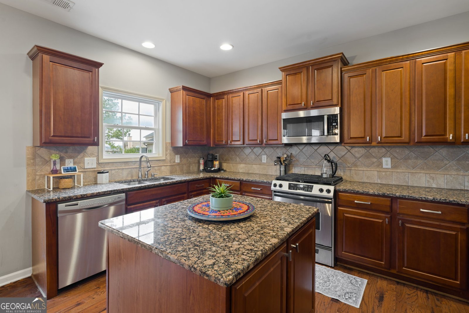 415 Crestmont Lane Canton - Photo 16