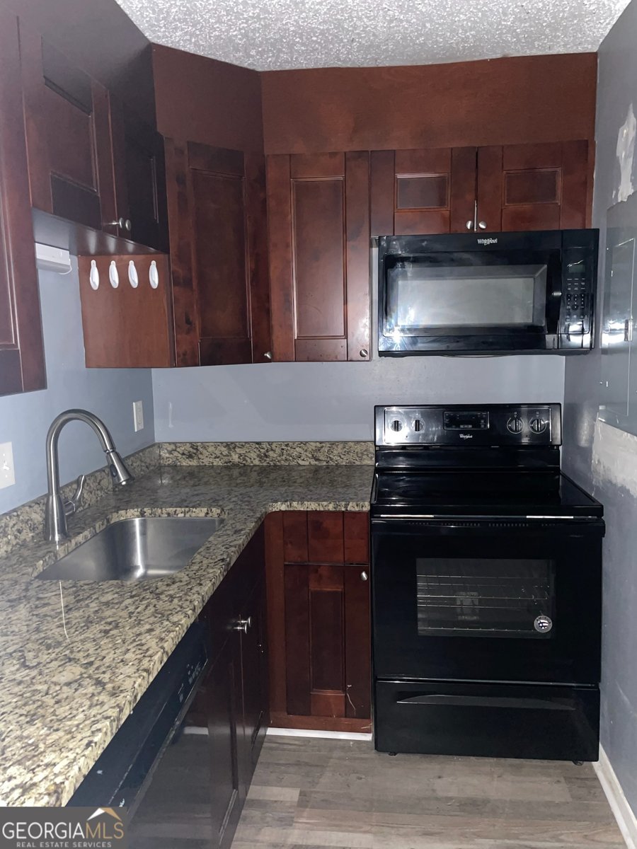 4701 Flat Shoals Road Union City - Photo 7