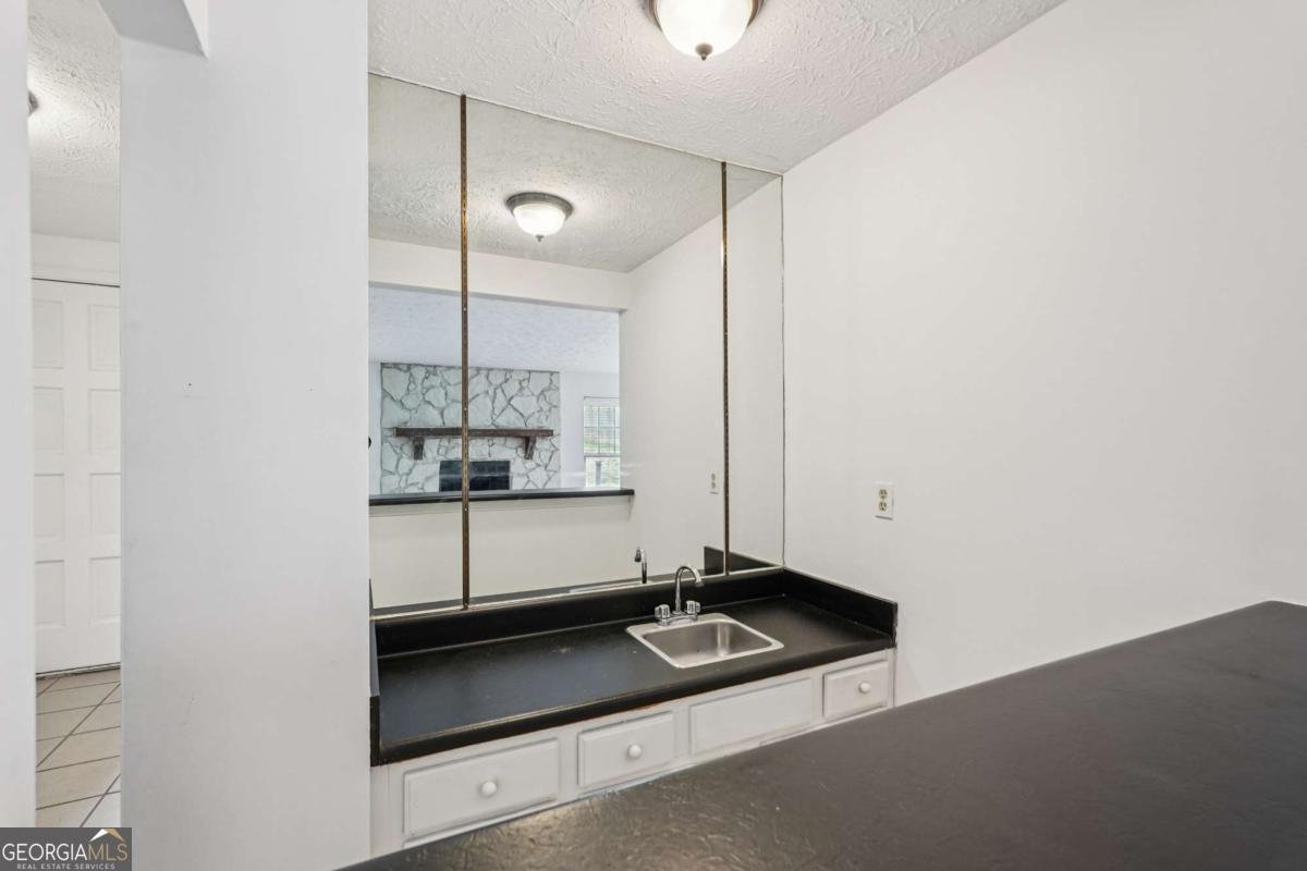 564 Tate Creek Court Acworth - Photo 6