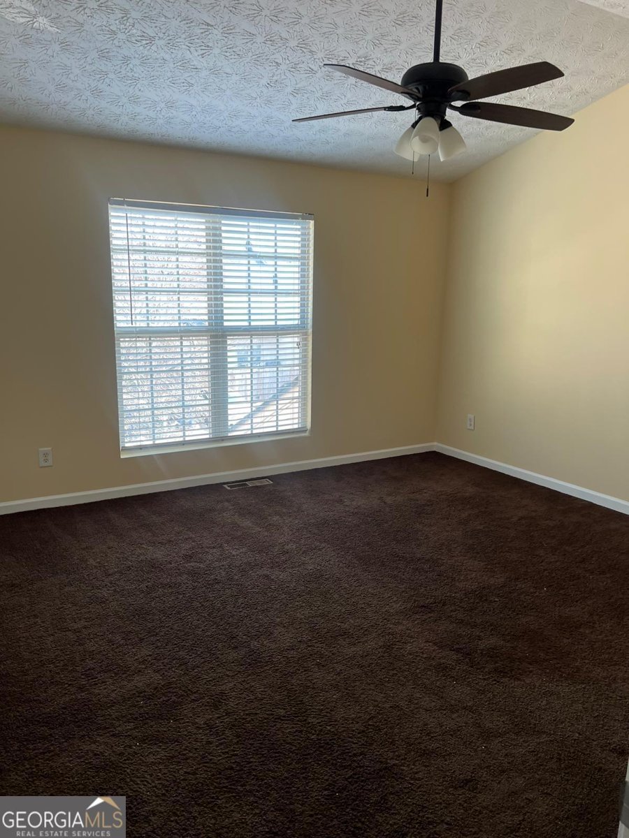 7200 Grosbeak Street Union City - Photo 9