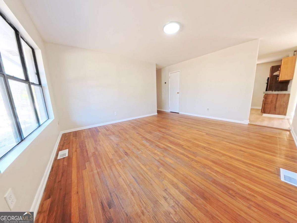 3881 Pin Oak Circle Atlanta - Photo 17