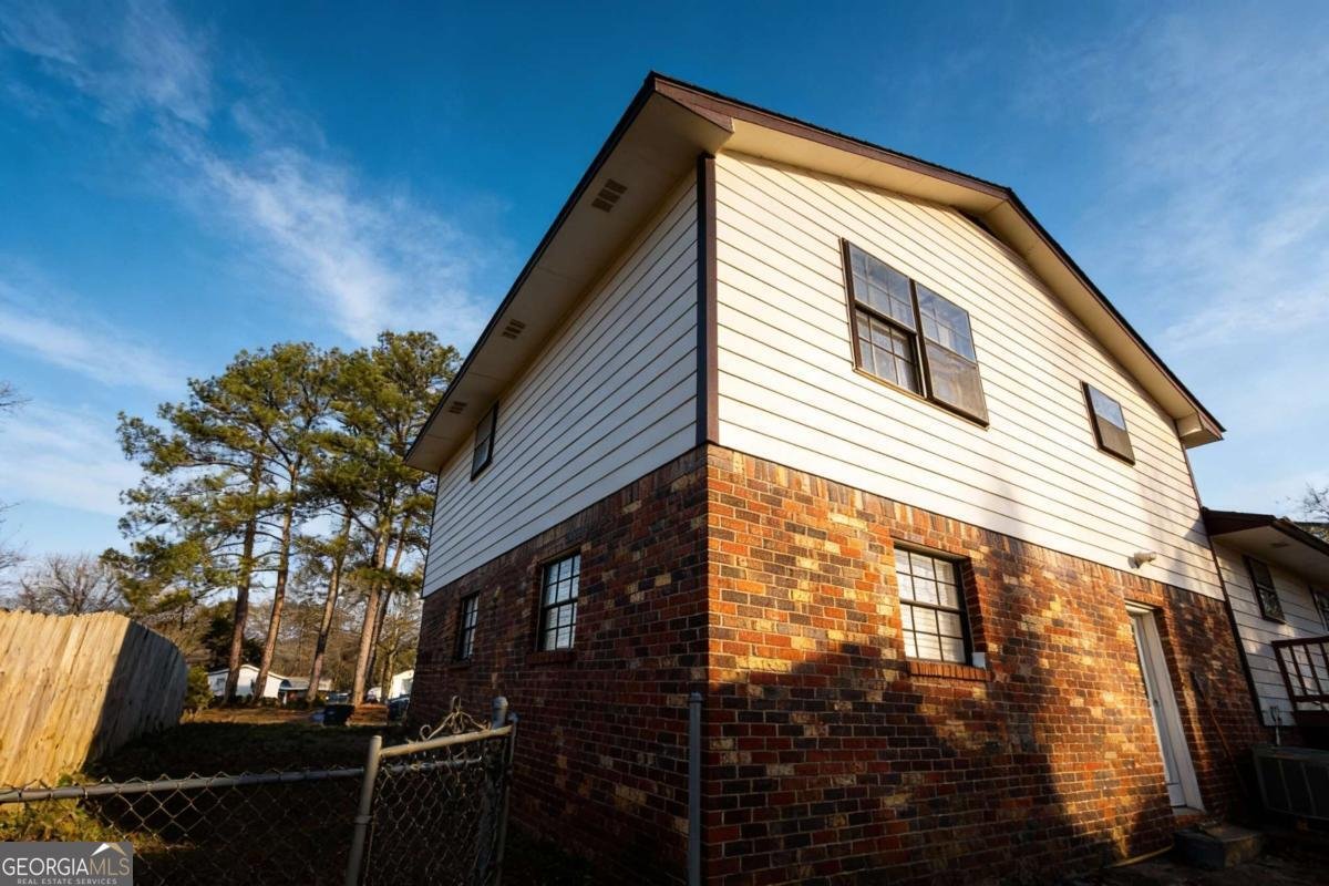 6566 Melandre Drive Morrow - Photo 6