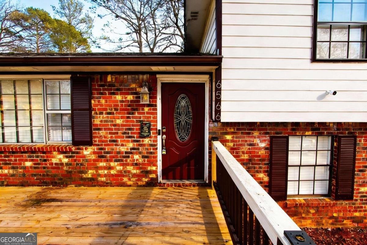 6566 Melandre Drive Morrow - Photo 9