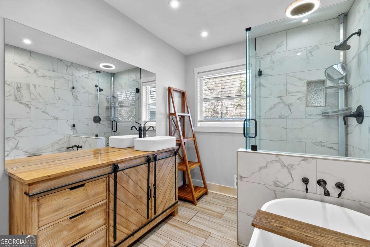 1800 Sandy Plains Road Marietta - Photo 15