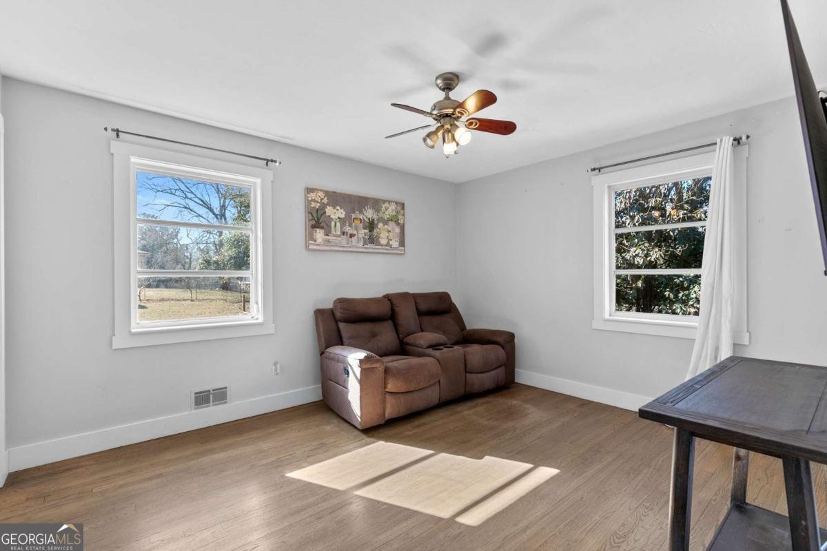 1800 Sandy Plains Road Marietta - Photo 16